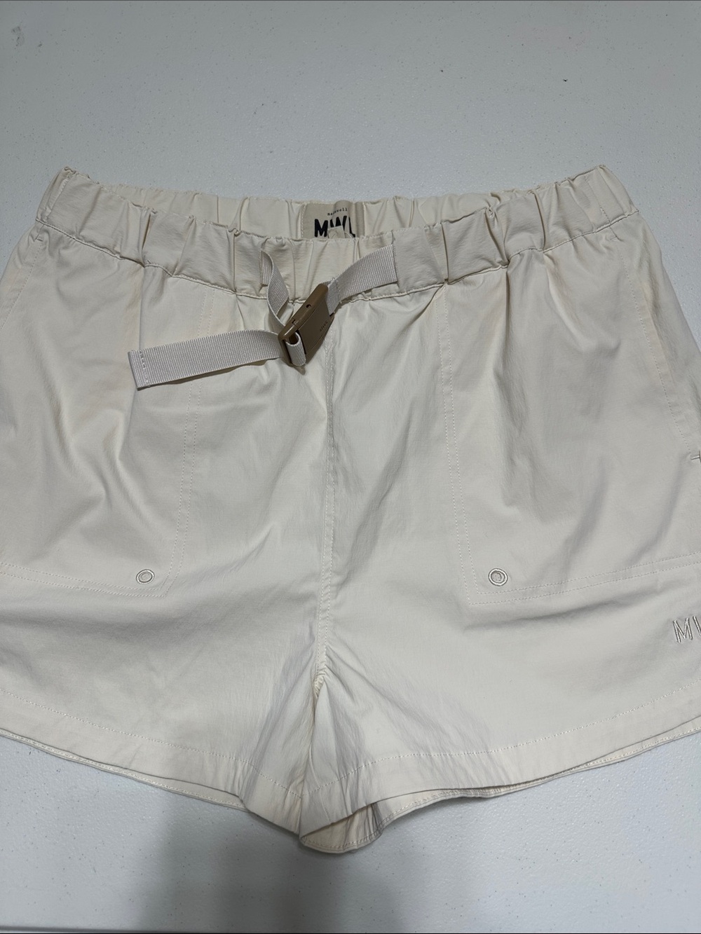 Madewell Cream Elastic-Waist Athletic Shorts with Webbing Belt
